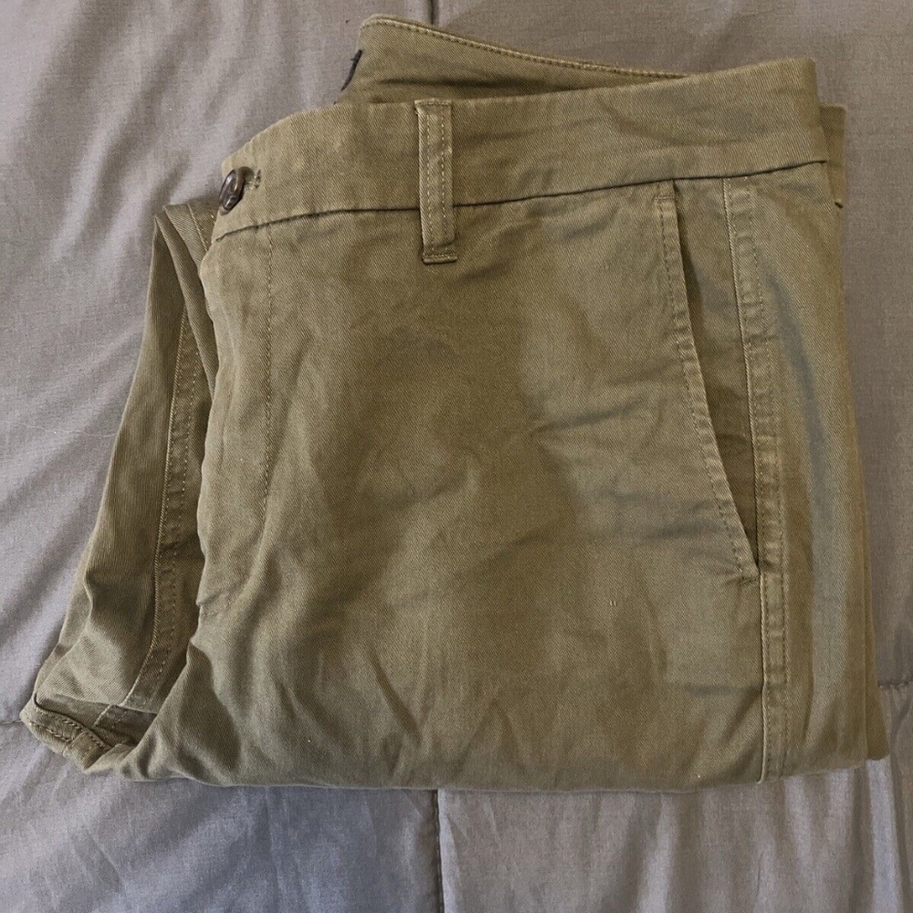 JCrew Factory Green Chino Pant Size 12 Style AD156